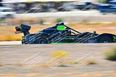 media/Oct-18-2025-Extreme Speed (Sat) [[d6d7e1fef1]]/Red-Green/